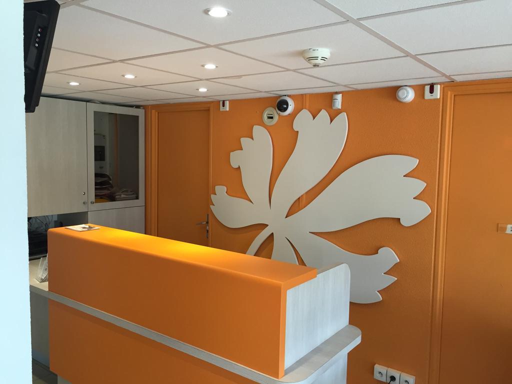 Premiere Classe Toulouse Sud - Portet Eksteriør billede